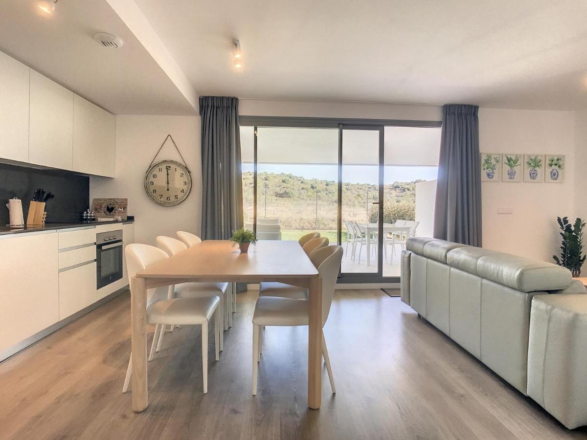 Serenity Views Mylesmar - Appartement